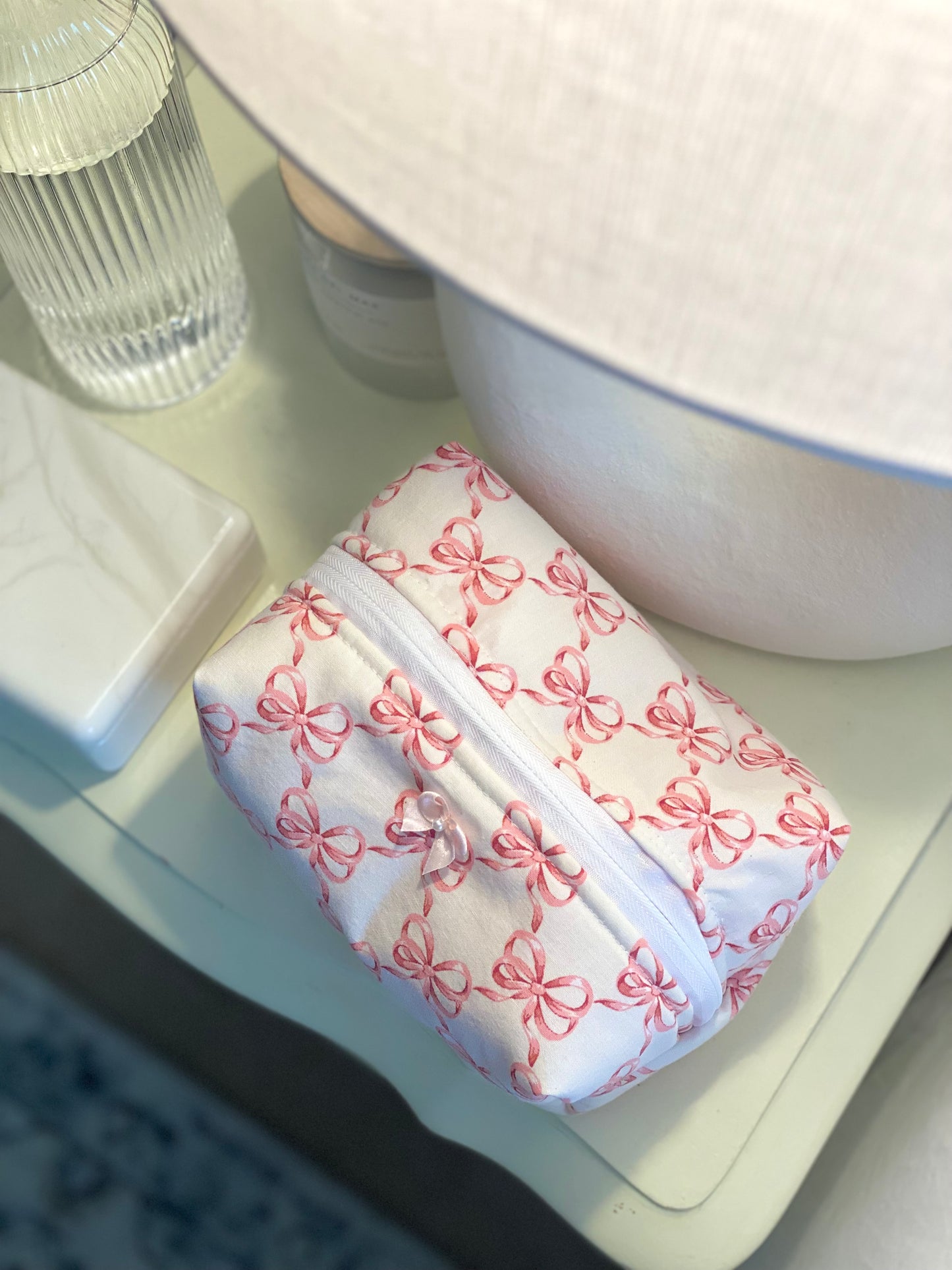 Feminine Ribbon Makeup Bag