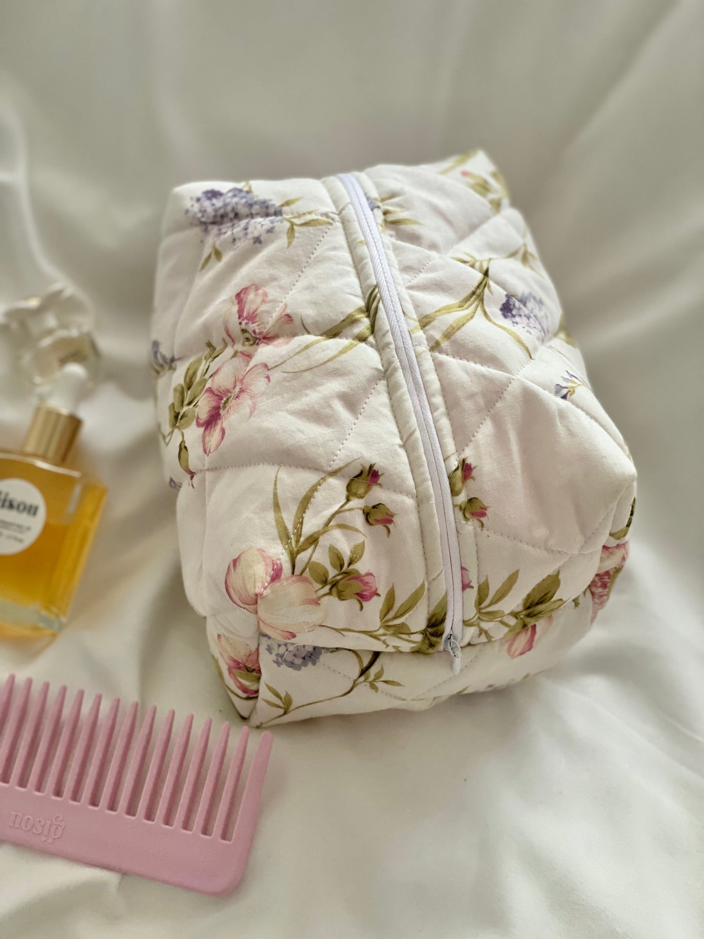 Trousse de maquillage florale délicate